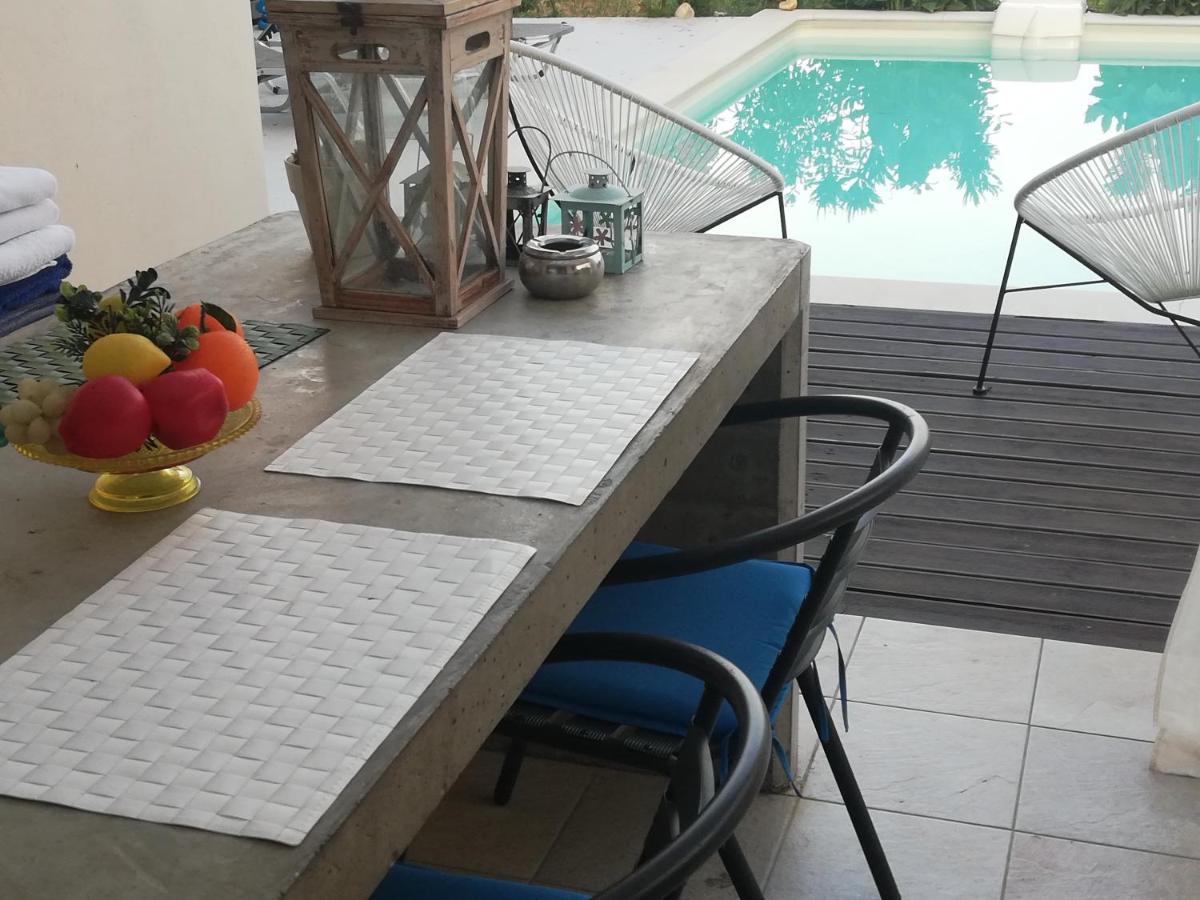 Iris Home Paralía Екстериор снимка