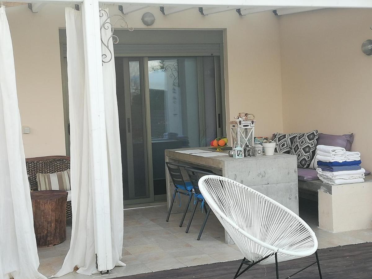 Iris Home Paralía Екстериор снимка