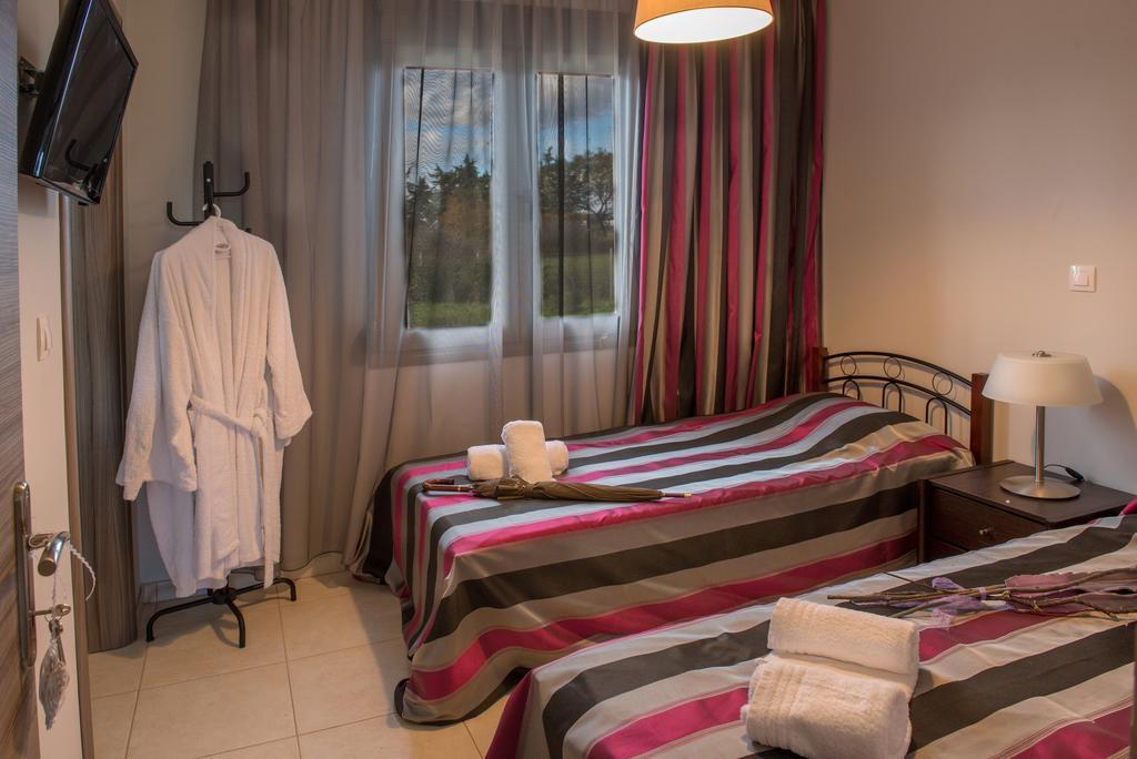 Iris Home Paralía Екстериор снимка