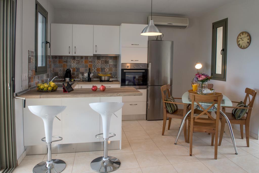 Iris Home Paralía Екстериор снимка