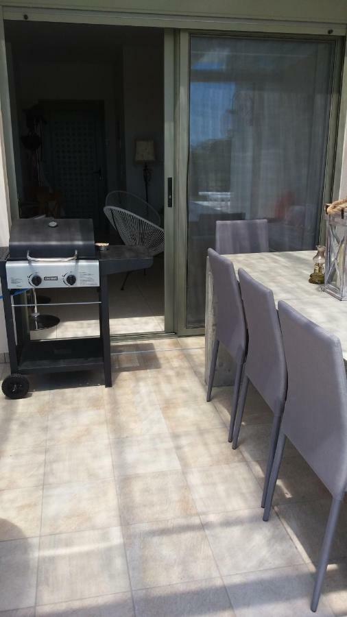 Iris Home Paralía Екстериор снимка